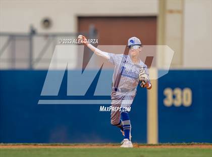 Thumbnail 1 in MacArthur @ Brackenridge photogallery.