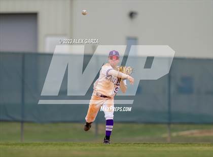 Thumbnail 2 in MacArthur @ Brackenridge photogallery.