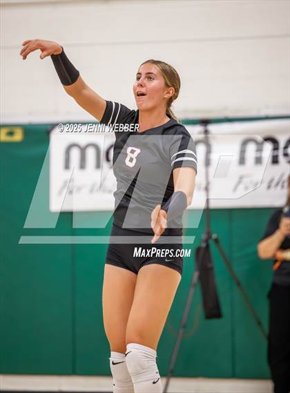 Thumbnail 2 in 'Iolani vs. Palo Verde (Durango Fall Classic) photogallery.