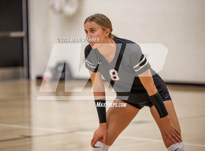 Thumbnail 1 in 'Iolani vs. Palo Verde (Durango Fall Classic) photogallery.