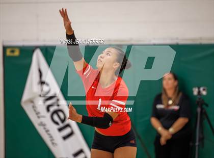 Thumbnail 3 in 'Iolani vs. Palo Verde (Durango Fall Classic) photogallery.