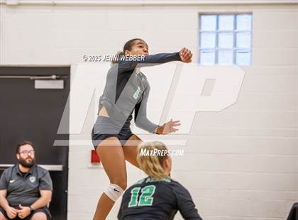 Thumbnail 2 in 'Iolani vs. Palo Verde (Durango Fall Classic) photogallery.