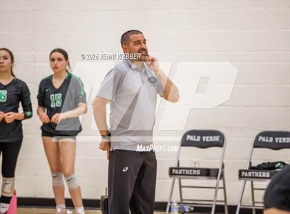 Thumbnail 3 in 'Iolani vs. Palo Verde (Durango Fall Classic) photogallery.
