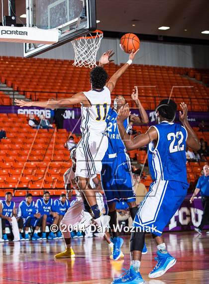 Thumbnail 3 in Grand Prairie vs. Arlington Heights (DFW Basketball Challenge) photogallery.