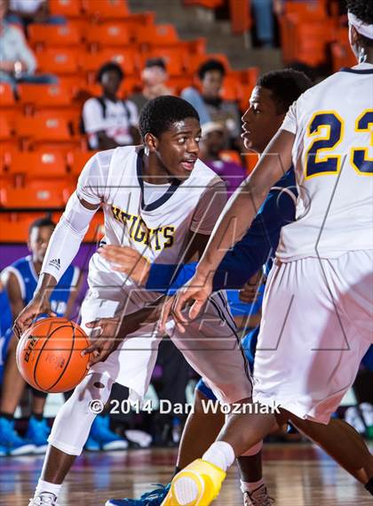 Thumbnail 3 in Grand Prairie vs. Arlington Heights (DFW Basketball Challenge) photogallery.