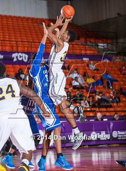 Thumbnail 3 in Grand Prairie vs. Arlington Heights (DFW Basketball Challenge) photogallery.
