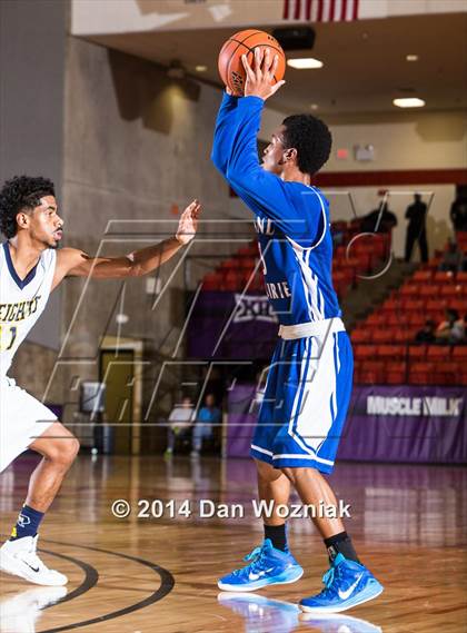 Thumbnail 3 in Grand Prairie vs. Arlington Heights (DFW Basketball Challenge) photogallery.