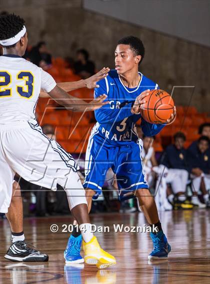 Thumbnail 2 in Grand Prairie vs. Arlington Heights (DFW Basketball Challenge) photogallery.