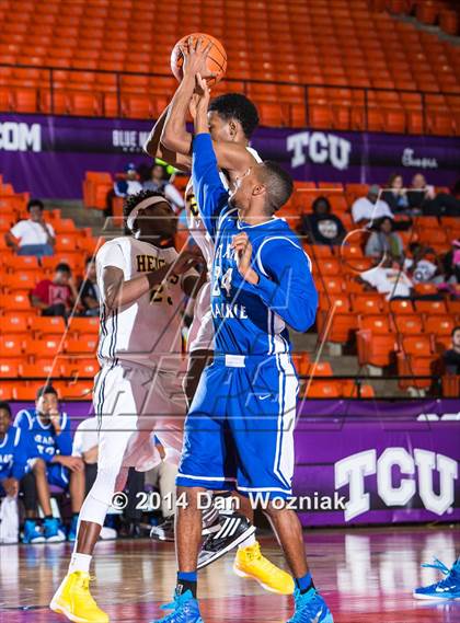 Thumbnail 3 in Grand Prairie vs. Arlington Heights (DFW Basketball Challenge) photogallery.