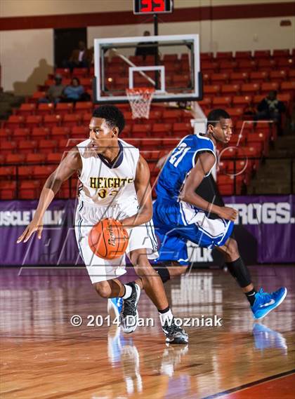 Thumbnail 1 in Grand Prairie vs. Arlington Heights (DFW Basketball Challenge) photogallery.