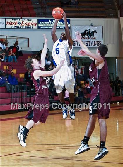 Thumbnail 1 in Estacado vs. Sunrise Christian Academy (Fantasy of LIghts) photogallery.