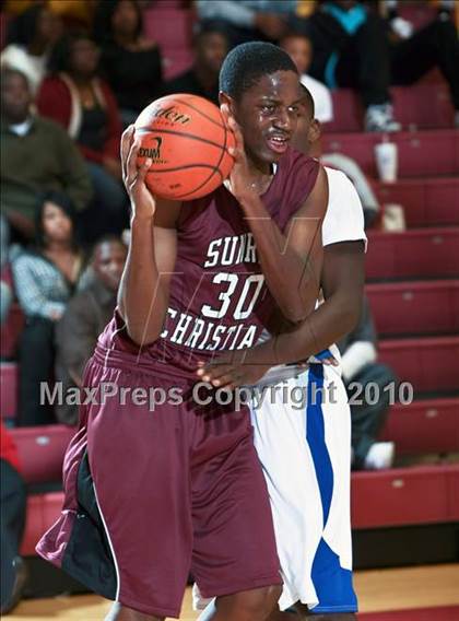 Thumbnail 2 in Estacado vs. Sunrise Christian Academy (Fantasy of LIghts) photogallery.