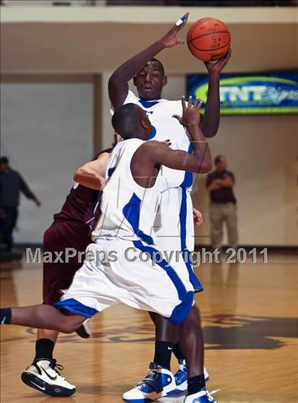Thumbnail 3 in Estacado vs. Sunrise Christian Academy (Fantasy of LIghts) photogallery.