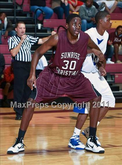 Thumbnail 2 in Estacado vs. Sunrise Christian Academy (Fantasy of LIghts) photogallery.