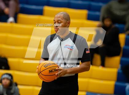 Thumbnail 2 in Alexander vs Grayson (Tournament of Champions Holiday Classic) photogallery.