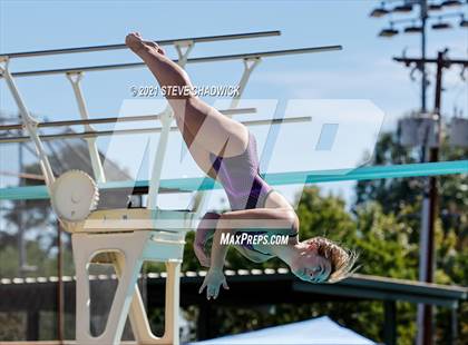 Thumbnail 3 in AIA Division I,III Diving Finals photogallery.