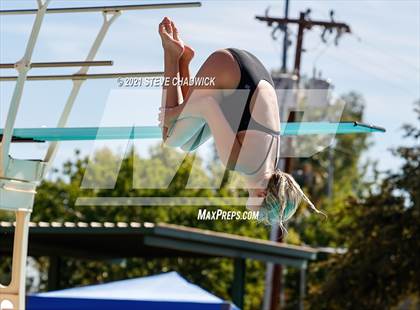 Thumbnail 2 in AIA Division I,III Diving Finals photogallery.