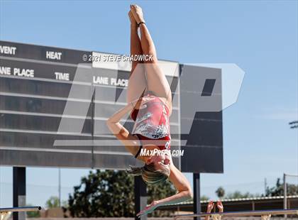 Thumbnail 1 in AIA Division I,III Diving Finals photogallery.