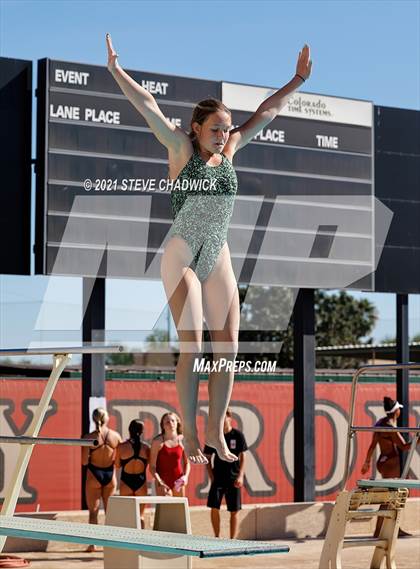 Thumbnail 3 in AIA Division I,III Diving Finals photogallery.