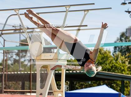 Thumbnail 3 in AIA Division I,III Diving Finals photogallery.