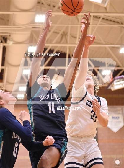 Thumbnail 2 in Juan Diego Catholic vs Brentwood (Tarkanian Classic) photogallery.