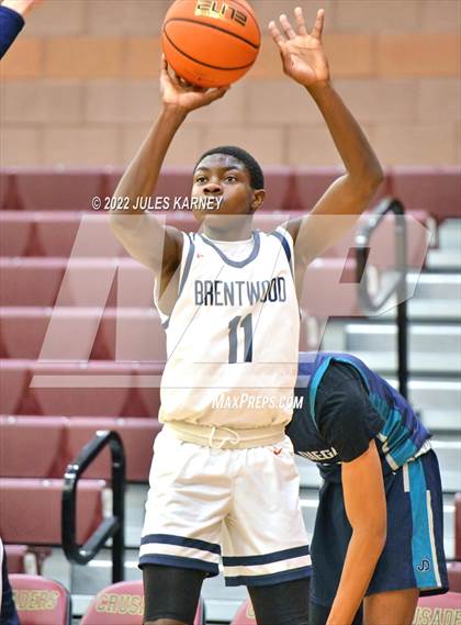 Thumbnail 3 in Juan Diego Catholic vs Brentwood (Tarkanian Classic) photogallery.