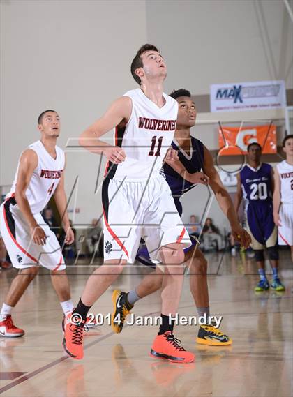Thumbnail 2 in Harvard-Westlake vs. Diamond Bar (MaxPreps Holiday Classic) photogallery.