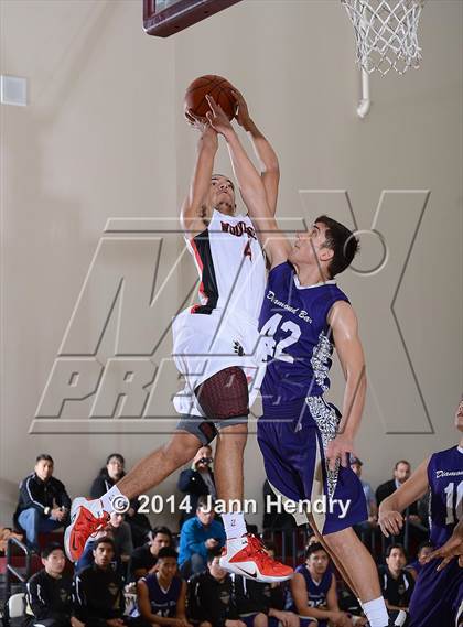 Thumbnail 2 in Harvard-Westlake vs. Diamond Bar (MaxPreps Holiday Classic) photogallery.