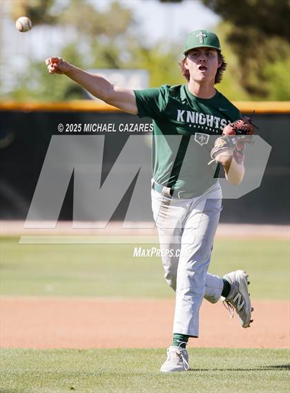 Thumbnail 3 in Gilbert Christian vs Seton Catholic photogallery.