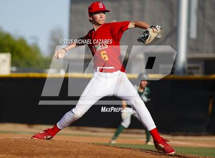 Thumbnail 2 in Gilbert Christian vs Seton Catholic photogallery.