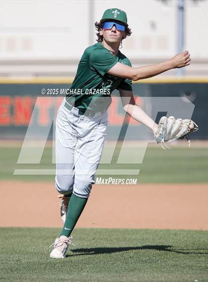 Thumbnail 2 in Gilbert Christian vs Seton Catholic photogallery.
