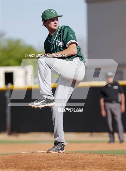 Thumbnail 3 in Gilbert Christian vs Seton Catholic photogallery.