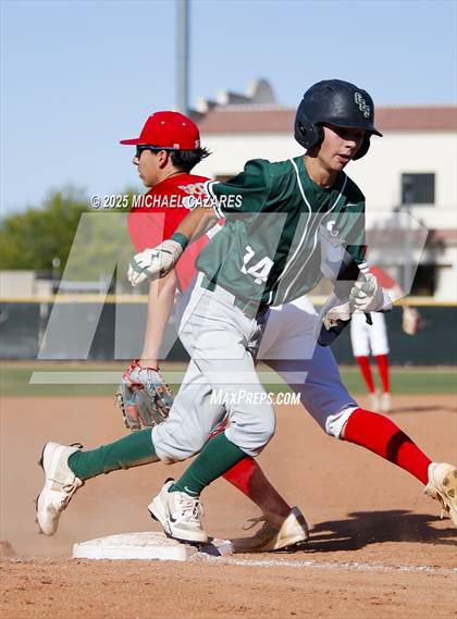 Thumbnail 2 in Gilbert Christian vs Seton Catholic photogallery.