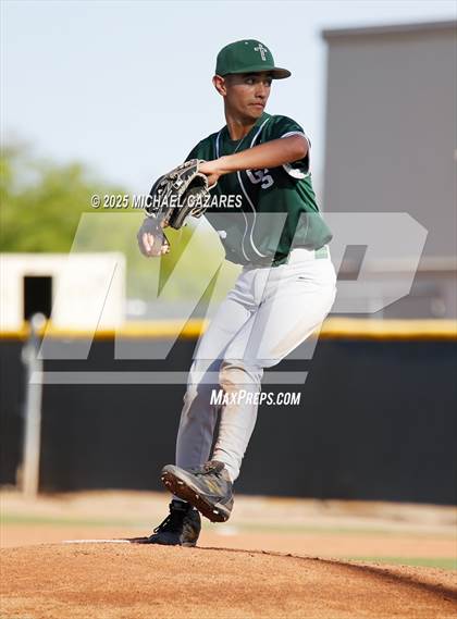 Thumbnail 3 in Gilbert Christian vs Seton Catholic photogallery.
