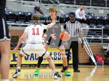Thumbnail 3 in Tyler Legacy vs. Lovejoy (Forney Winter Classic) photogallery.