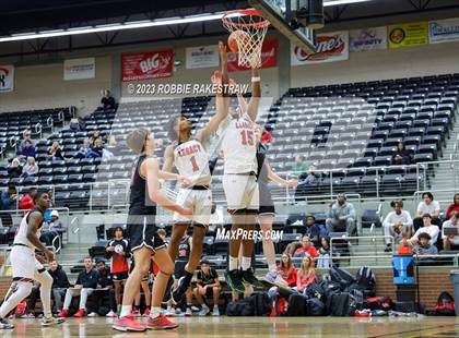 Thumbnail 3 in Tyler Legacy vs. Lovejoy (Forney Winter Classic) photogallery.