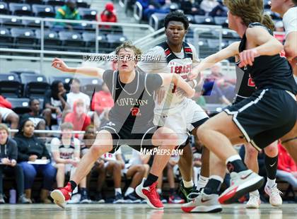 Thumbnail 2 in Tyler Legacy vs. Lovejoy (Forney Winter Classic) photogallery.