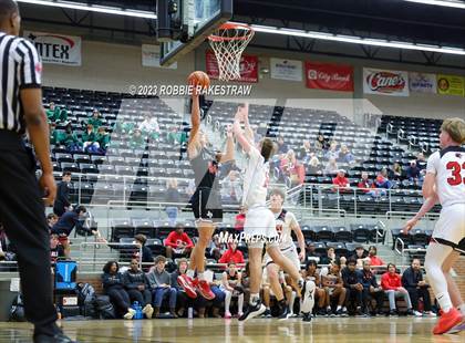 Thumbnail 3 in Tyler Legacy vs. Lovejoy (Forney Winter Classic) photogallery.