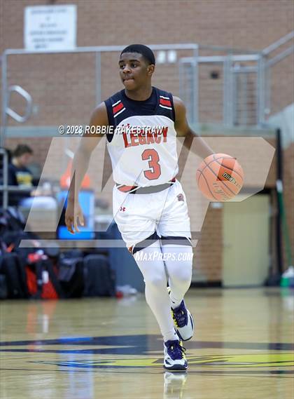 Thumbnail 2 in Tyler Legacy vs. Lovejoy (Forney Winter Classic) photogallery.