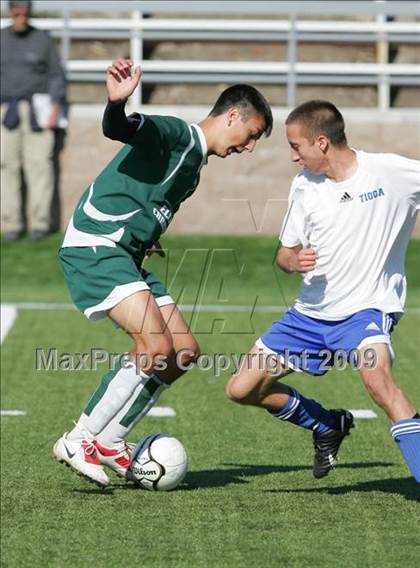 Thumbnail 1 in Elliot Christian @ Tioga (CIF SJS D7 Final) photogallery.