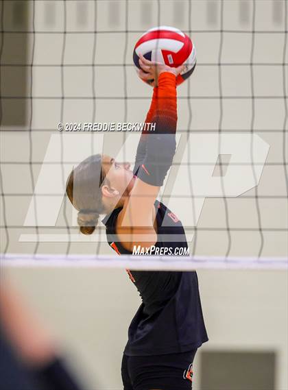 Thumbnail 2 in Whitesboro vs. Commerce (Hwy 75 Volleyfest) photogallery.