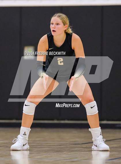 Thumbnail 3 in Whitesboro vs. Commerce (Hwy 75 Volleyfest) photogallery.
