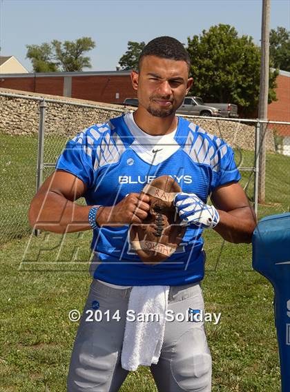 Thumbnail 2 in Raytown (2014 Rivalry Series Photo Shoot) photogallery.