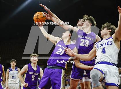 Thumbnail 2 in Resurrection Christian vs Holy Family (CHSAA 4A Final) photogallery.
