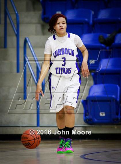 Thumbnail 1 in Lubbock Christian @ Lubbock Titans photogallery.
