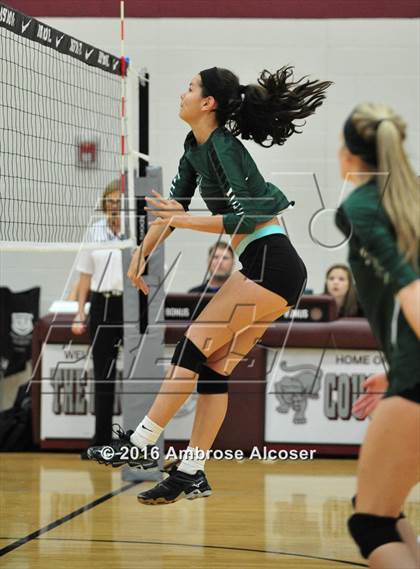 Thumbnail 3 in Kempner vs. Mayde Creek (NIKE Invitational Tournament) photogallery.