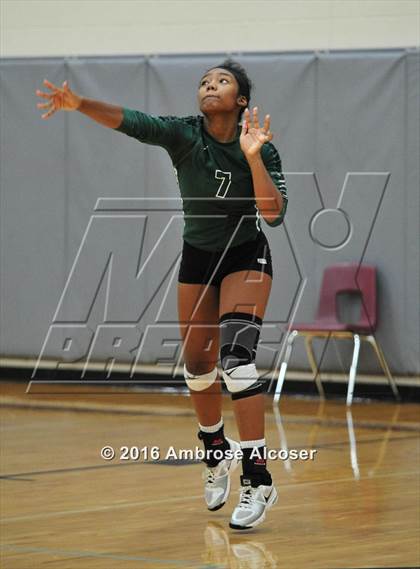 Thumbnail 2 in Kempner vs. Mayde Creek (NIKE Invitational Tournament) photogallery.
