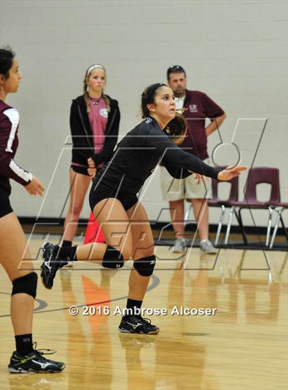 Thumbnail 3 in Kempner vs. Mayde Creek (NIKE Invitational Tournament) photogallery.