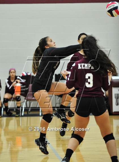 Thumbnail 1 in Kempner vs. Mayde Creek (NIKE Invitational Tournament) photogallery.