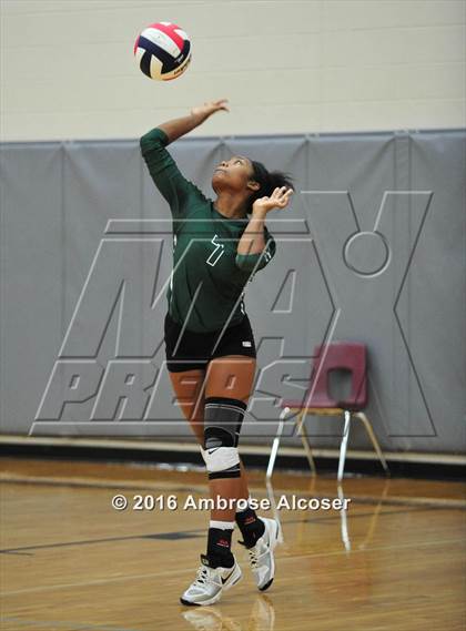 Thumbnail 1 in Kempner vs. Mayde Creek (NIKE Invitational Tournament) photogallery.
